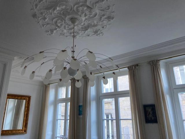Appartement De La Tour De L'Horloge De Dinan Eksteriør bilde