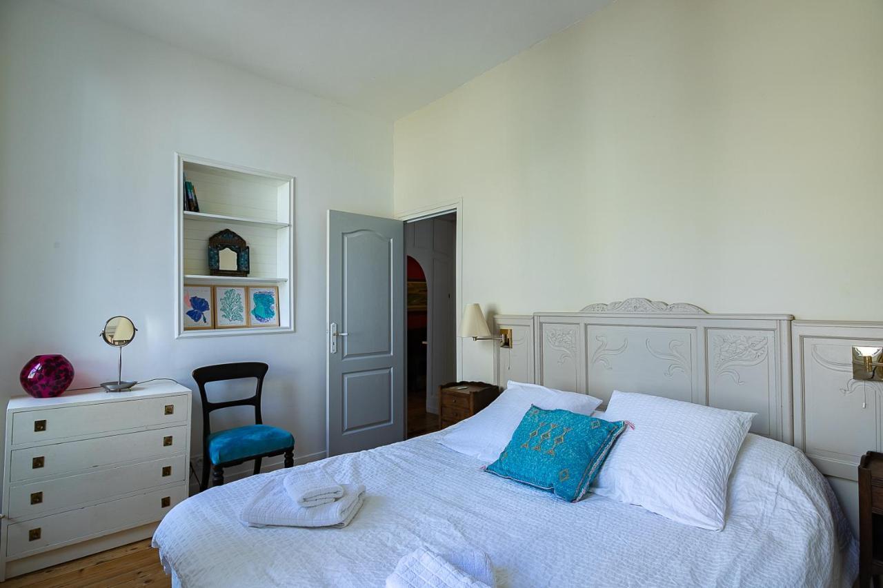 Appartement De La Tour De L'Horloge De Dinan Eksteriør bilde