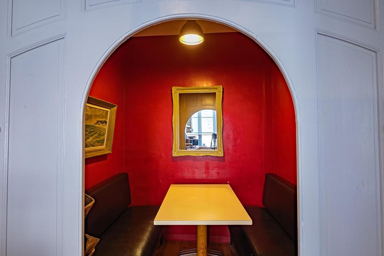 Appartement De La Tour De L'Horloge De Dinan Eksteriør bilde
