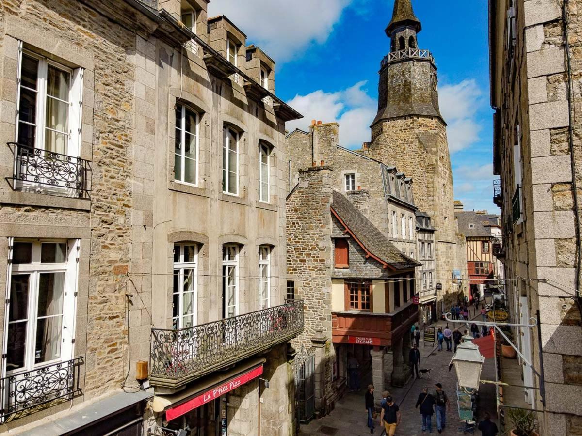 Appartement De La Tour De L'Horloge De Dinan Eksteriør bilde